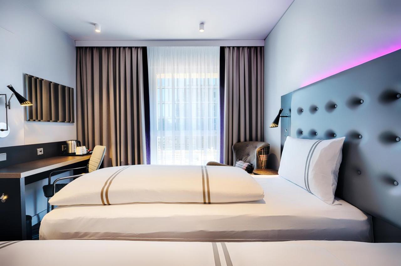 Premier Inn Darmstadt City Centre エクステリア 写真