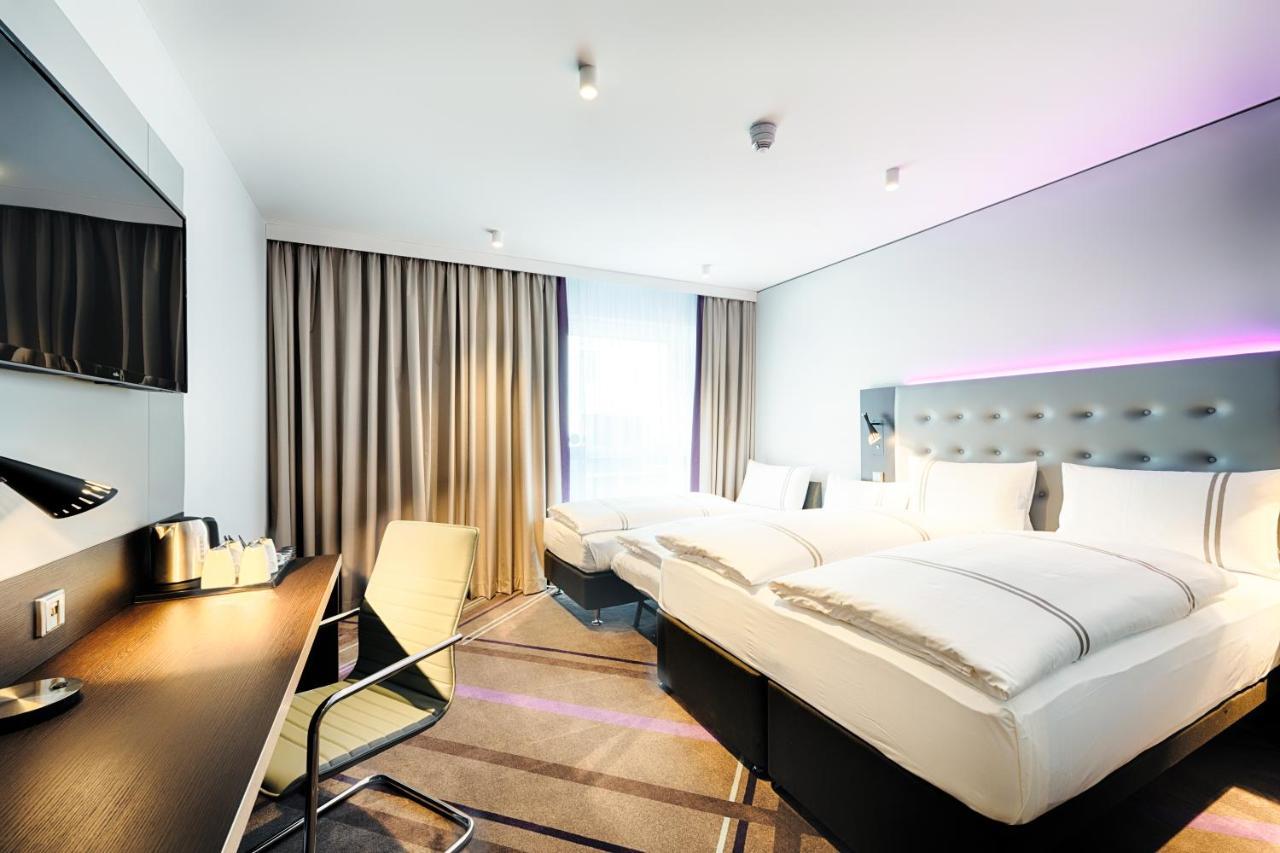 Premier Inn Darmstadt City Centre エクステリア 写真